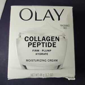 OLAY Collagen Peptide Moisturizing Cream - White and Black